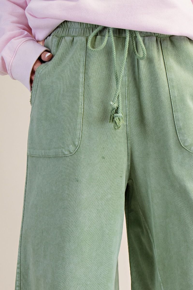 Easel Mineral Wash Pants - Juniper Green